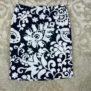 Talbots Women’s Pencil Straight skirt size 6